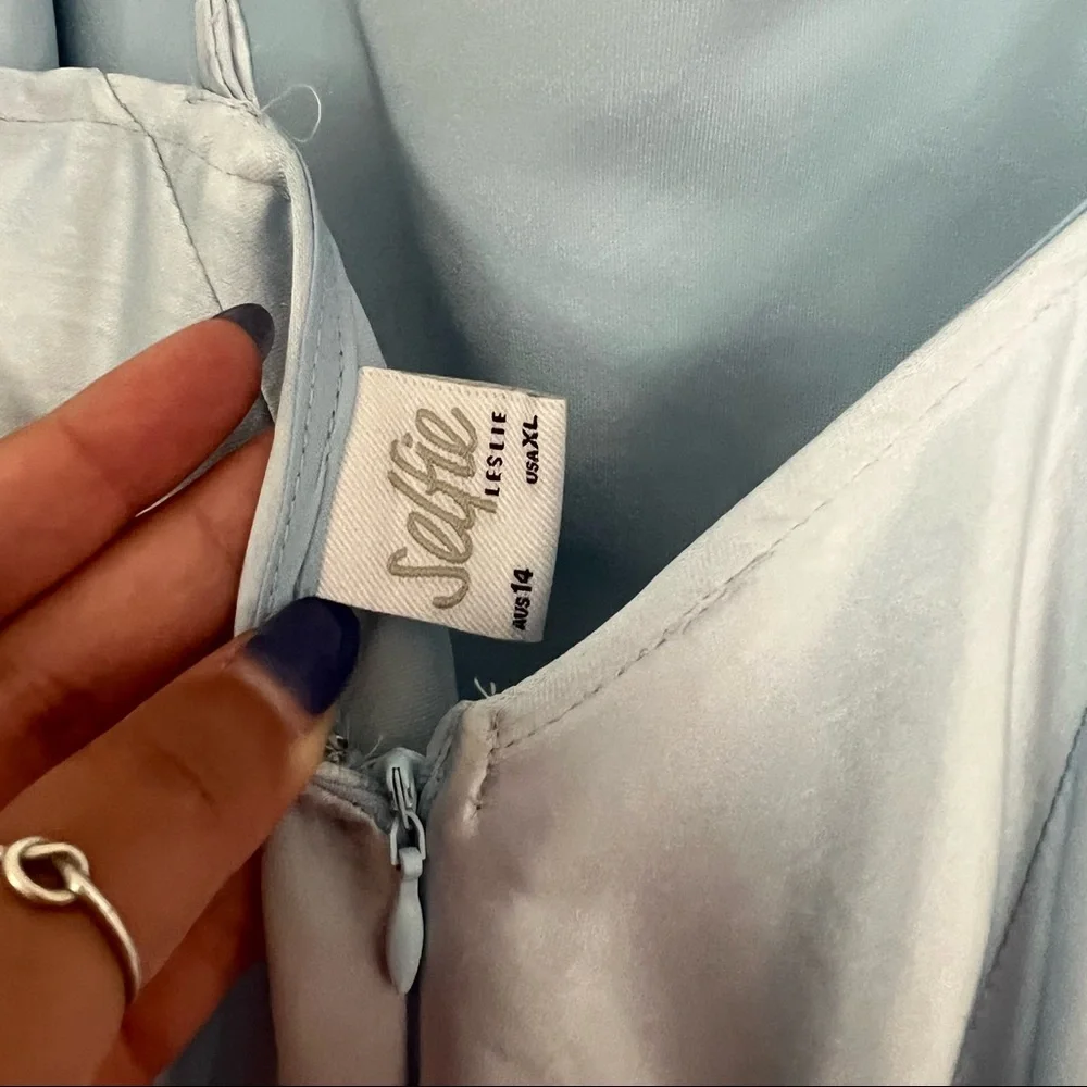 🌸Hey Girl Long Satin Cowl Neck Dress - Picture 10 of 15